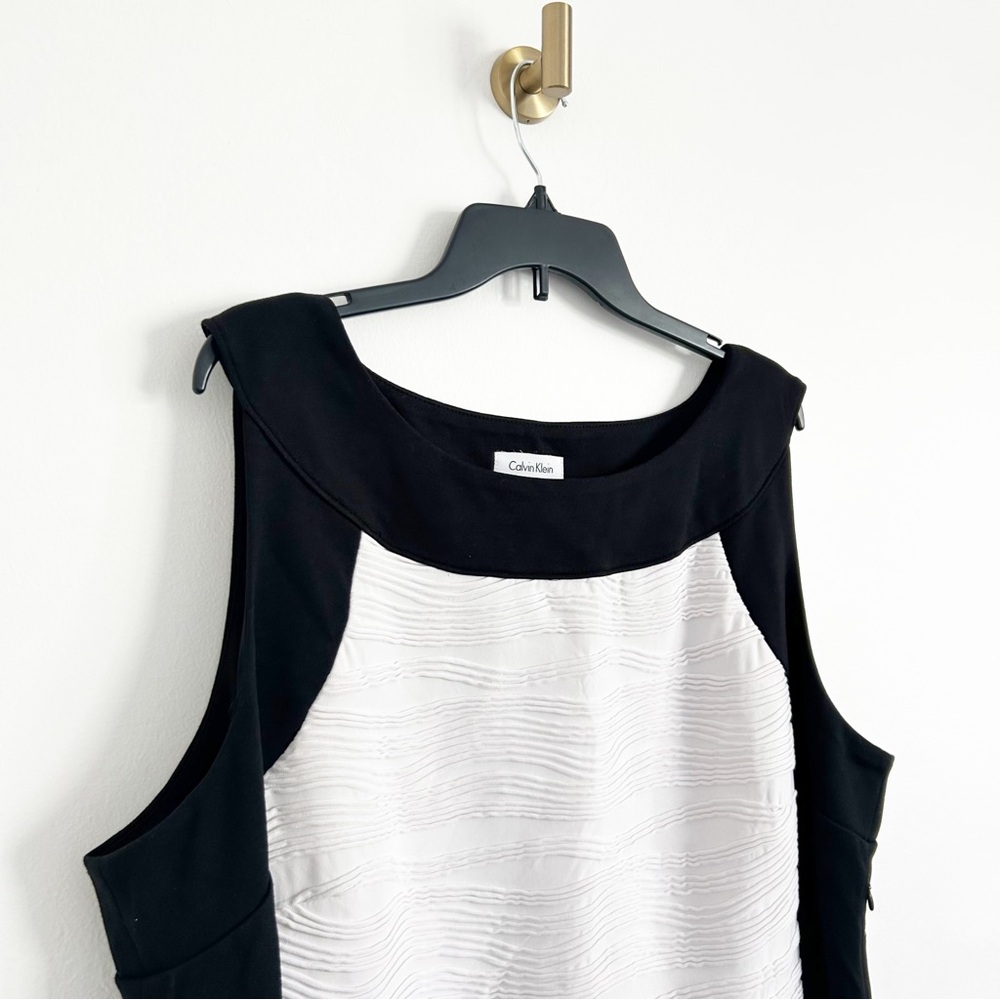 Calvin Klein Colorblock Black & White Paneled Sheath Dress Size 22W - Picture 4 of 5
